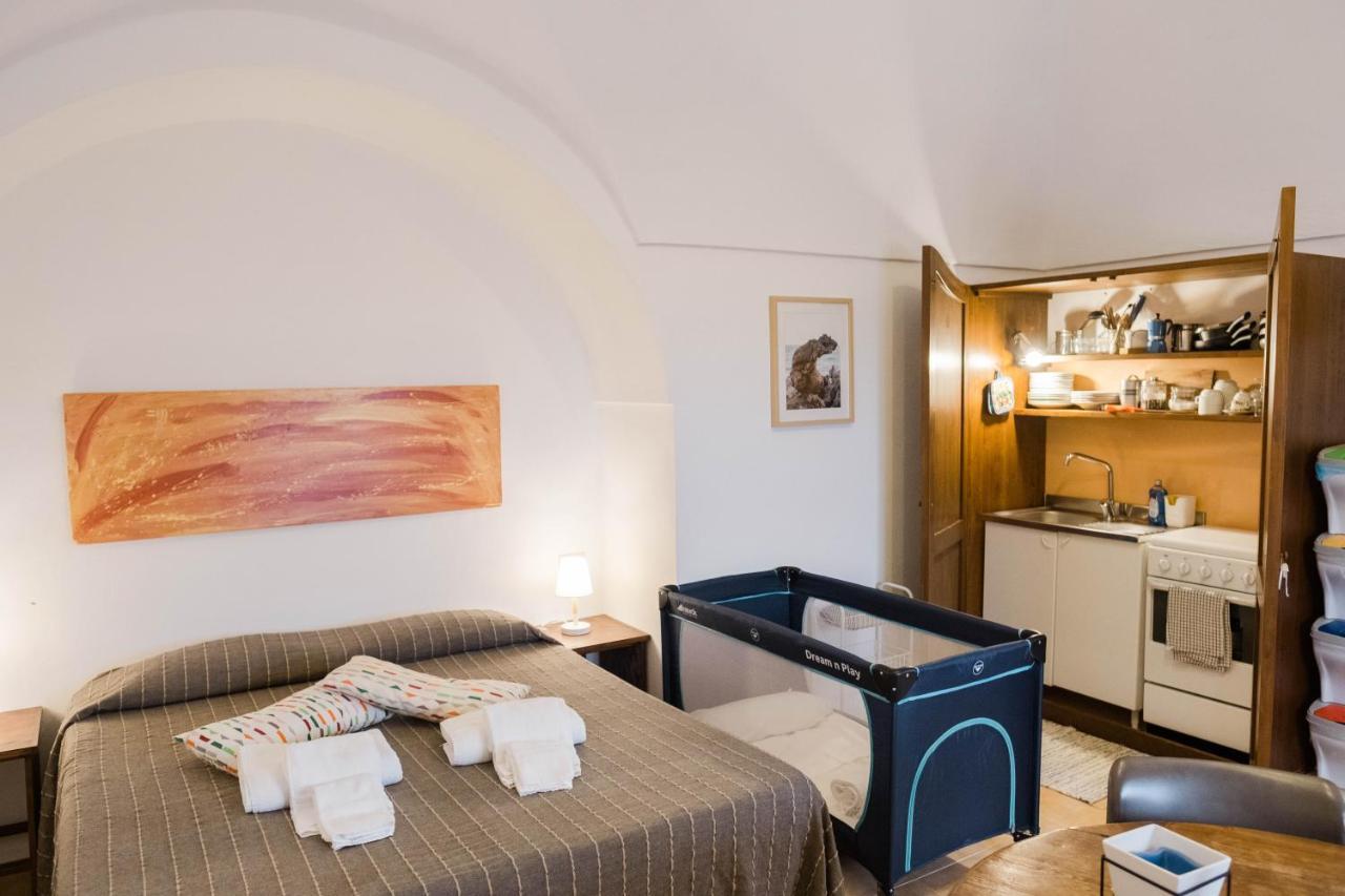 Villa Il Mulino Di Scauri à Scauri  Extérieur photo
